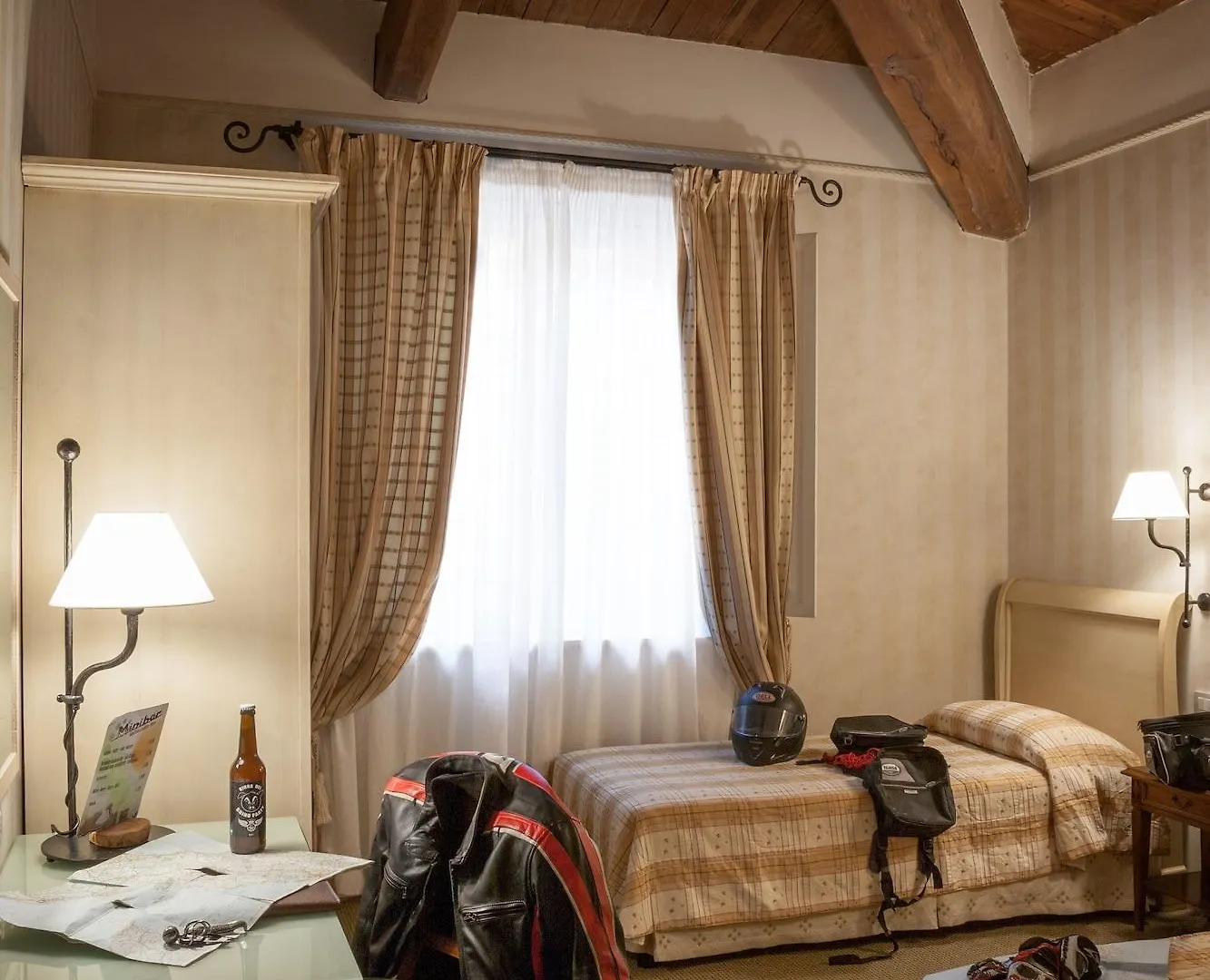 Hotel Selva Candida 3*,  Italy
