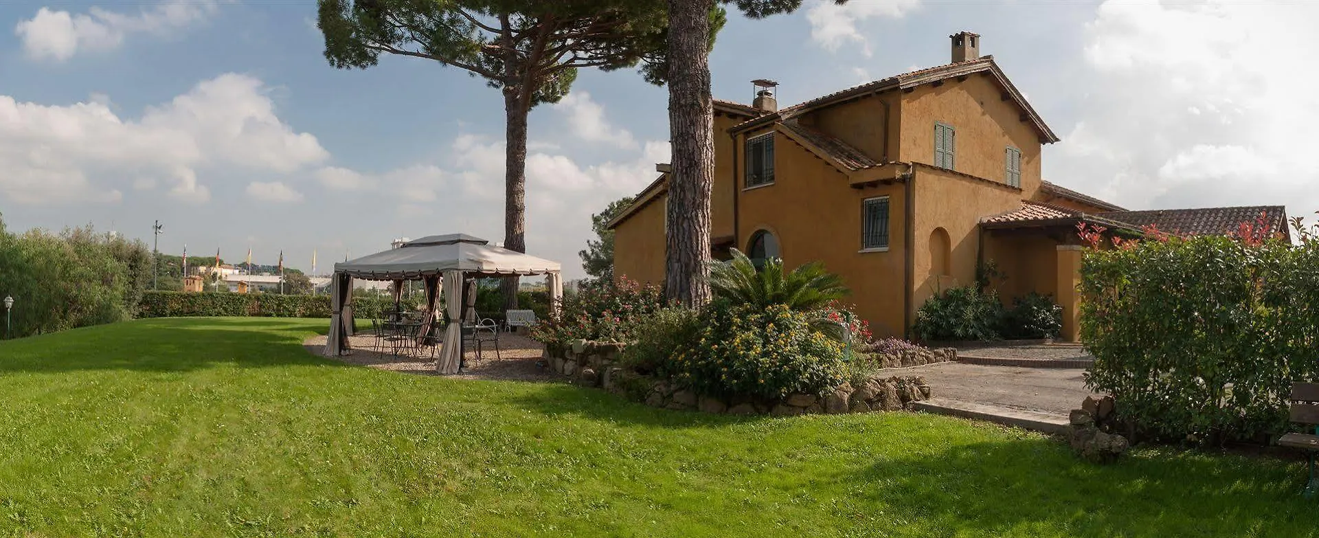 Hotel Selva Candida